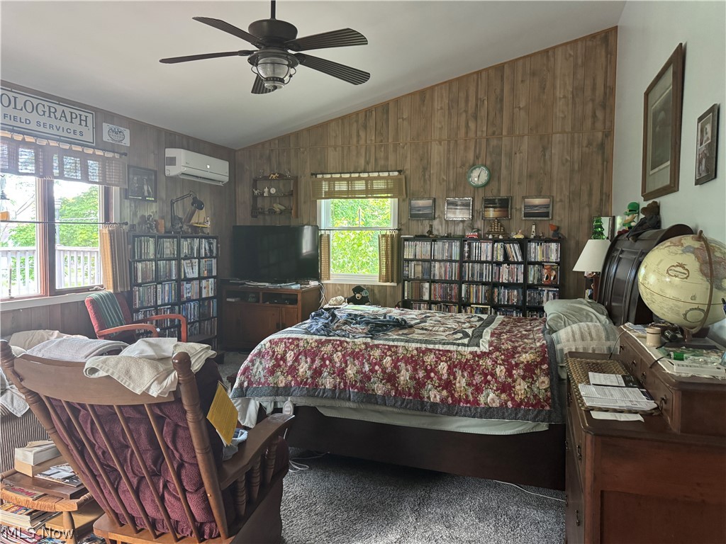 1023 Foster Avenue Cambridge OH 43725