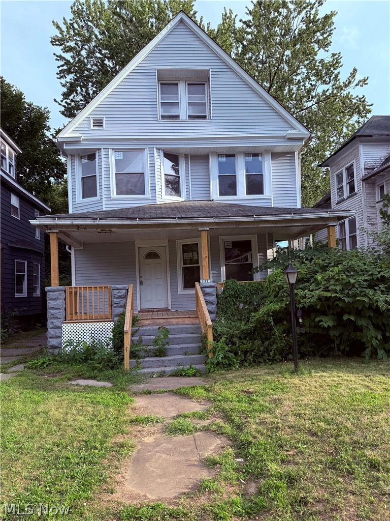 10708 Grantwood Avenue Cleveland OH 44108