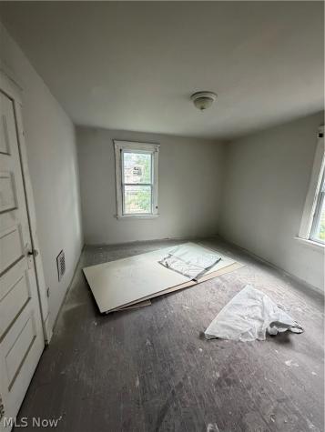 10708 Grantwood Avenue Cleveland OH 44108
