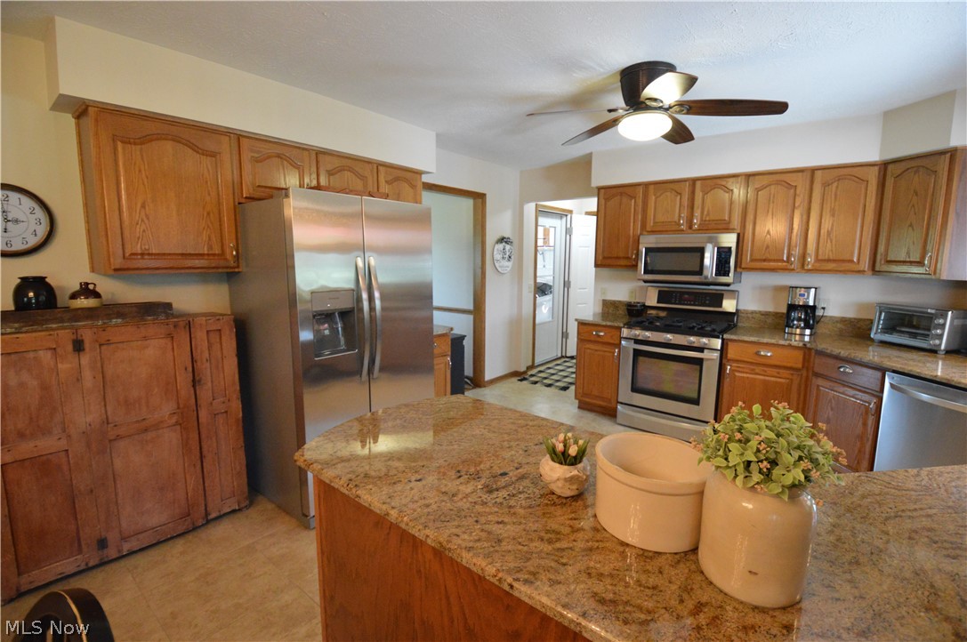 7600 Meadowood Drive Canfield OH 44406