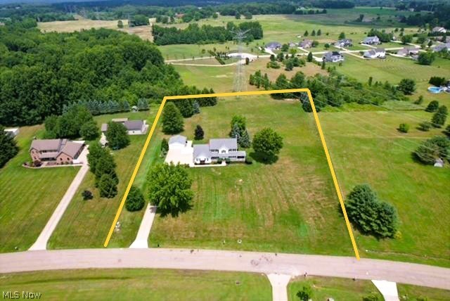 7600 Meadowood Drive Canfield OH 44406