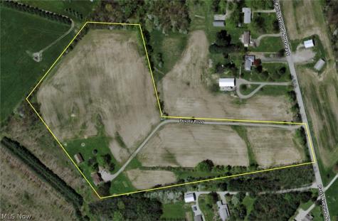 6075 Paris Avenue NE Louisville OH 44641