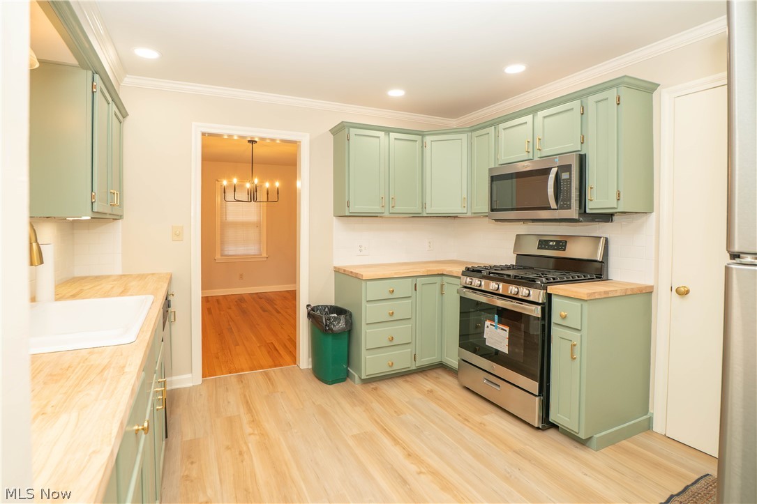 1032 Roosevelt Street NE Massillon OH 44646