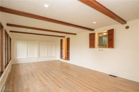 1032 Roosevelt Street NE Massillon OH 44646