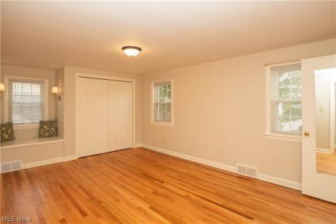 1032 Roosevelt Street NE Massillon OH 44646