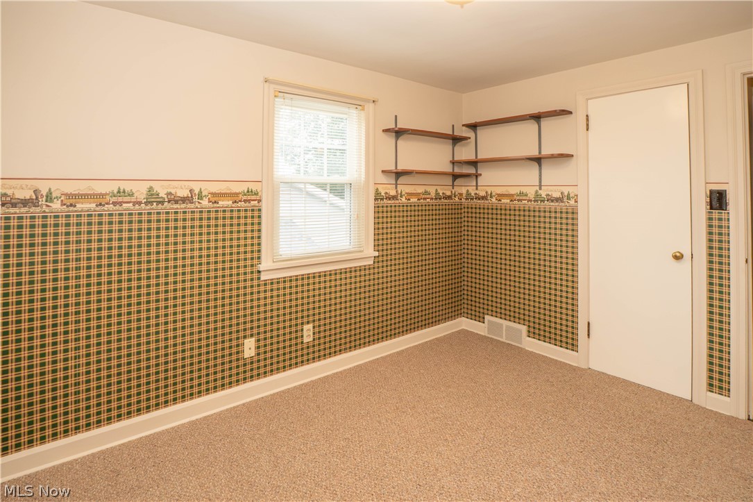 1032 Roosevelt Street NE Massillon OH 44646
