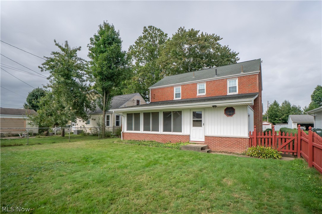1032 Roosevelt Street NE Massillon OH 44646