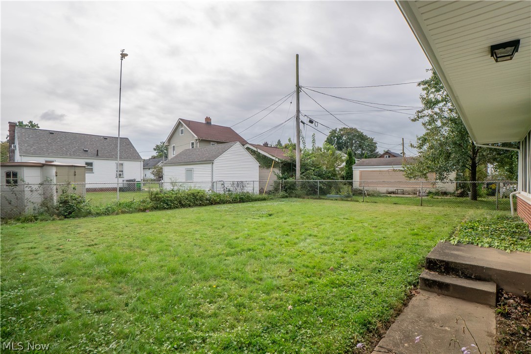 1032 Roosevelt Street NE Massillon OH 44646