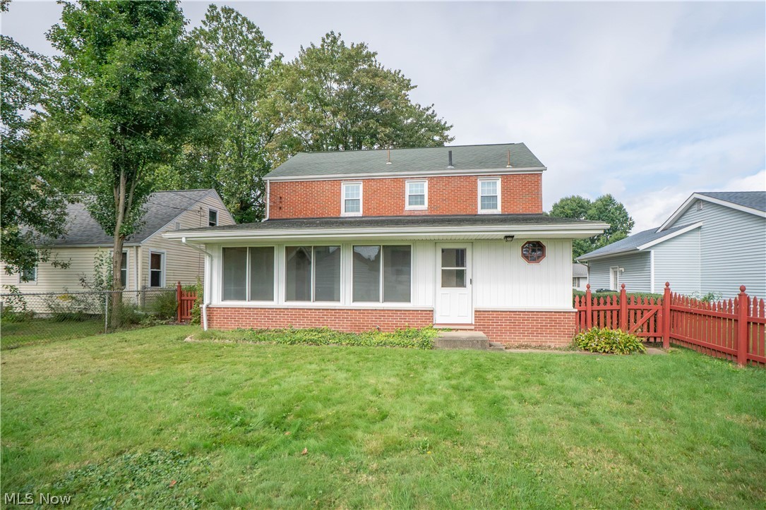 1032 Roosevelt Street NE Massillon OH 44646