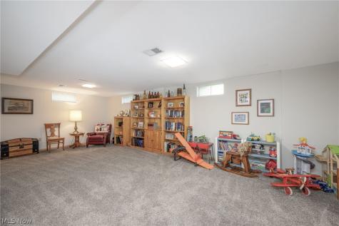 7471 Skyview Drive Kent OH 44240