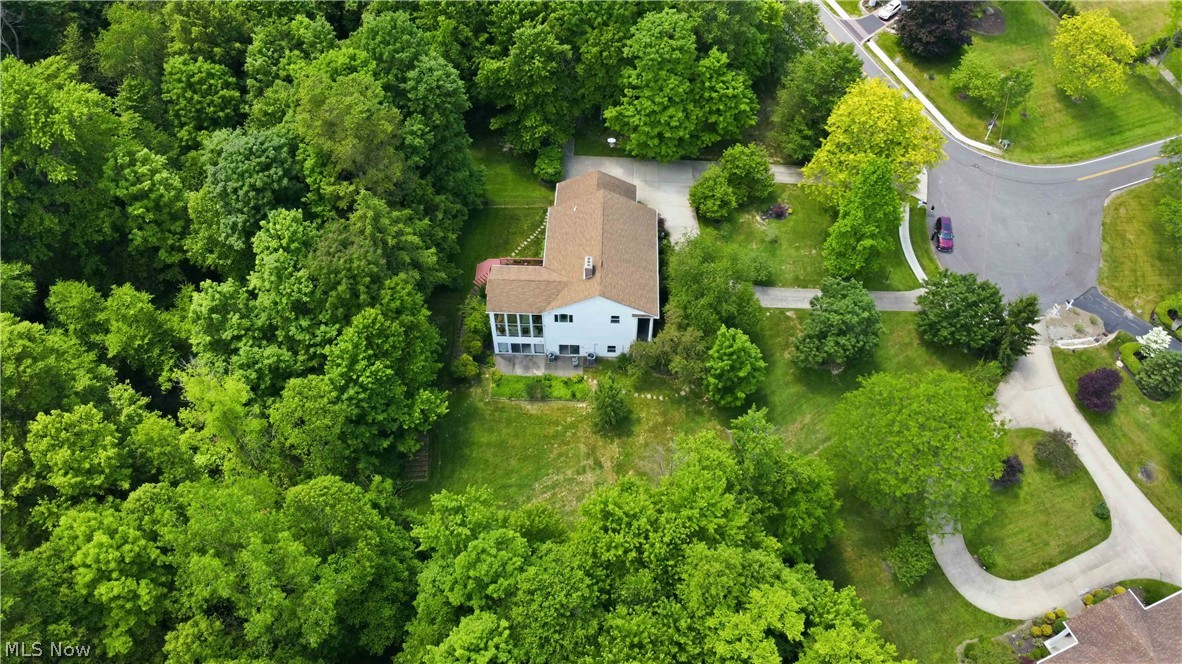 999 Hillcreek Lane Gates Mills OH 44040