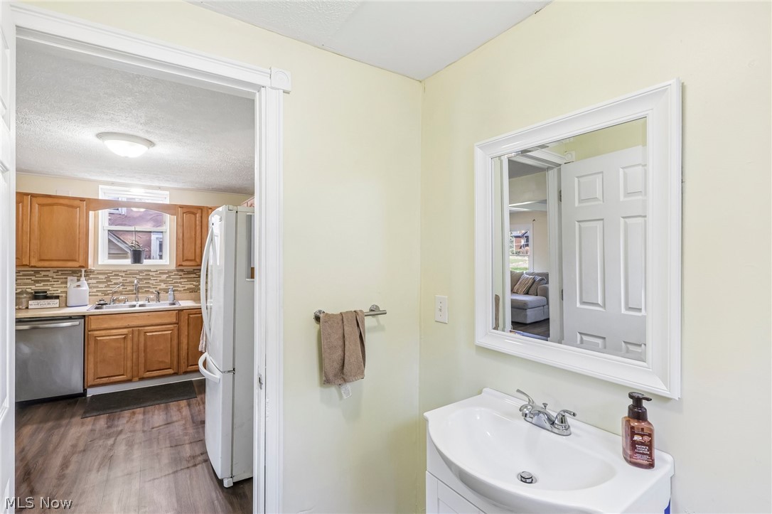 4006 Hiram Road NW Canton OH 44718