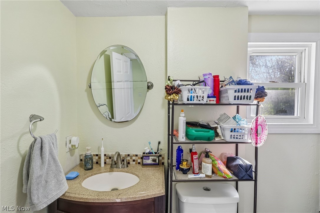 4006 Hiram Road NW Canton OH 44718