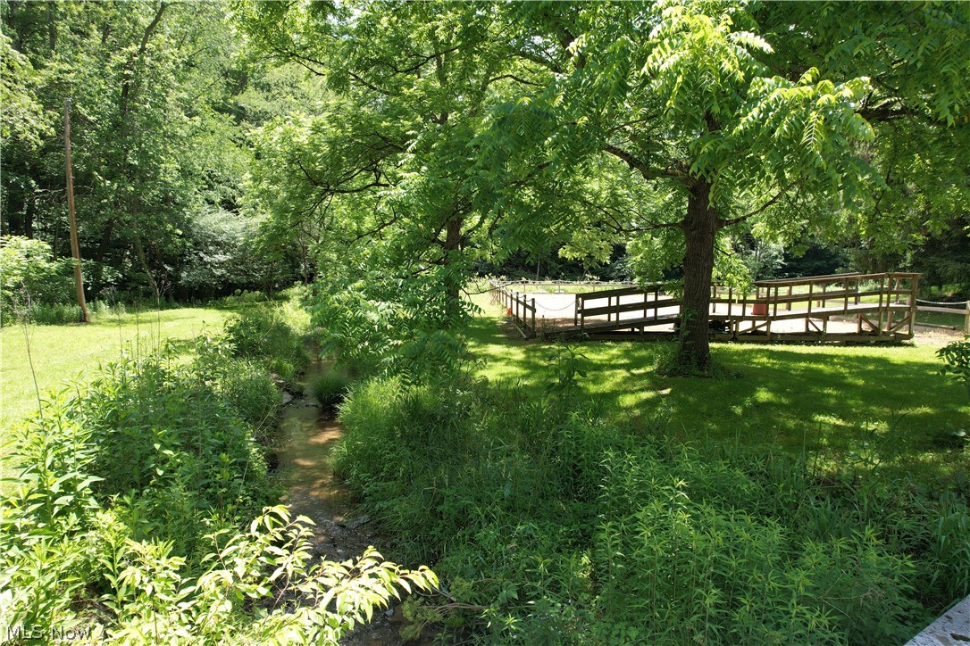 11811 Gaston Road Negley OH 44441