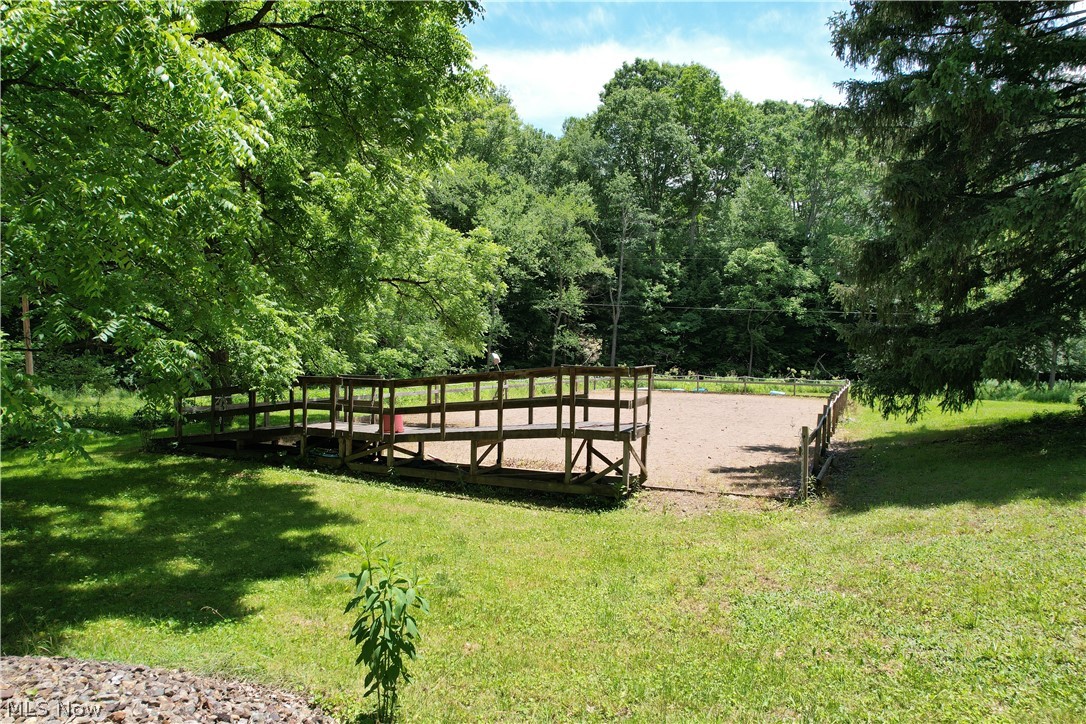11811 Gaston Road Negley OH 44441