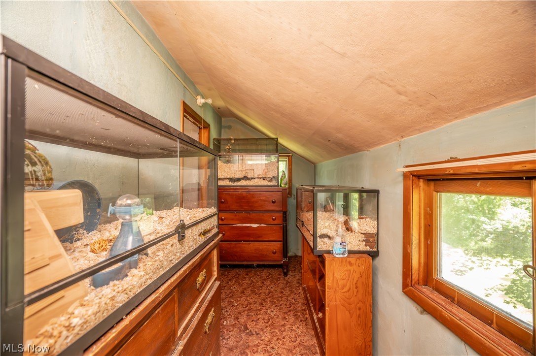 1263 Depot Phalanx Street Southington OH 44470