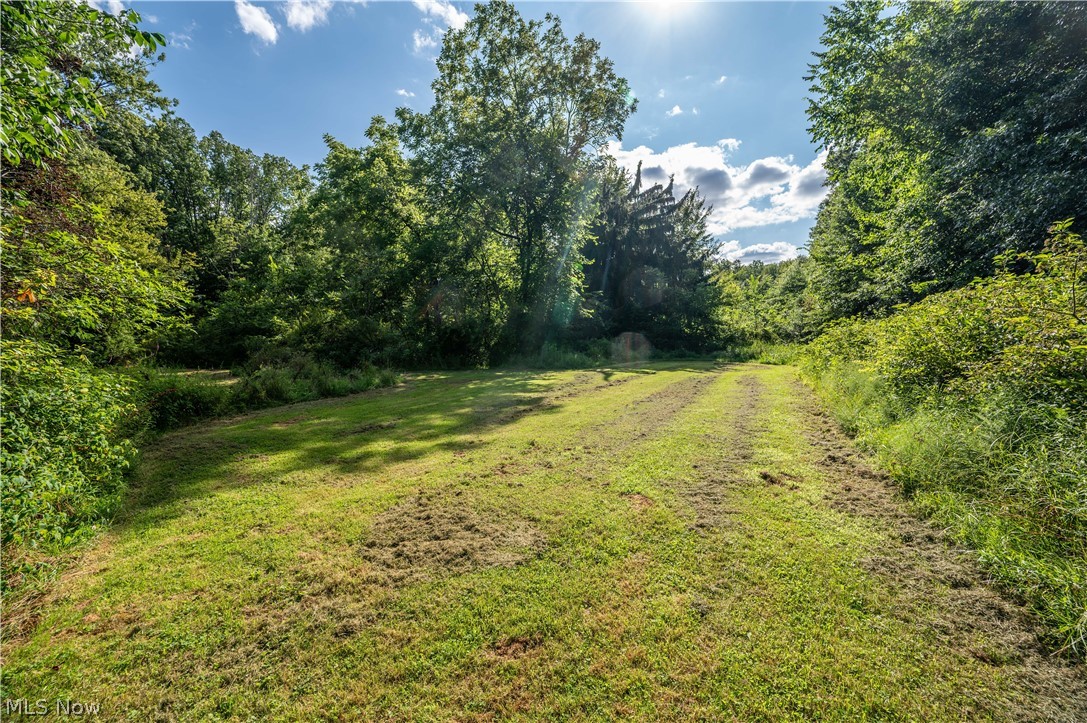 1263 Depot Phalanx Street Southington OH 44470