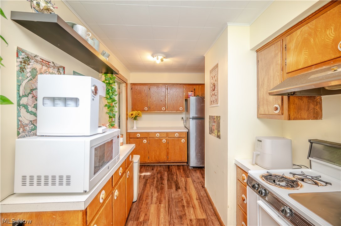 1263 Depot Phalanx Street Southington OH 44470