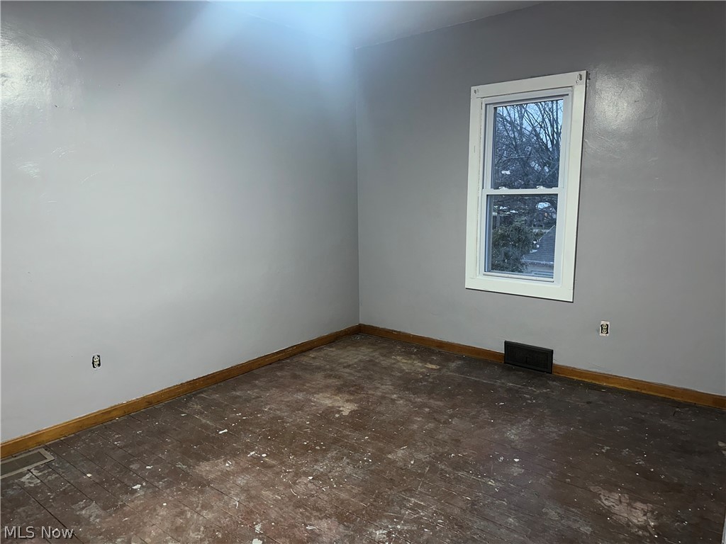 330 Sanderson Avenue Campbell OH 44405