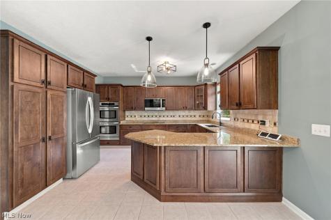 32925 Titus Hill Lane Avon Lake OH 44012