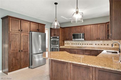 32925 Titus Hill Lane Avon Lake OH 44012