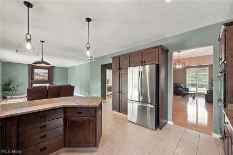 32925 Titus Hill Lane Avon Lake OH 44012