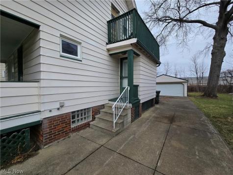 1505 E 196th Street Euclid OH 44117