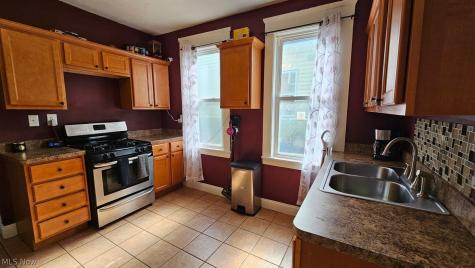 3628 Beyerle Road Cleveland OH 44105
