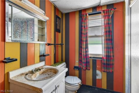 7146 W Parkview Drive Parma OH 44134