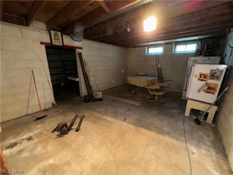 7146 W Parkview Drive Parma OH 44134