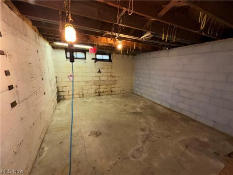 7146 W Parkview Drive Parma OH 44134