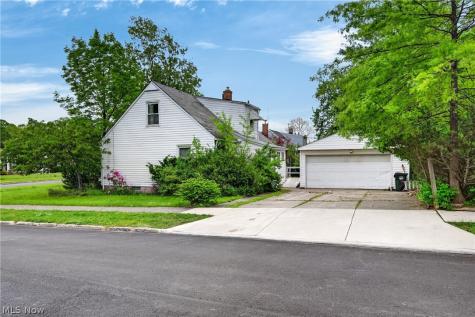 7146 W Parkview Drive Parma OH 44134