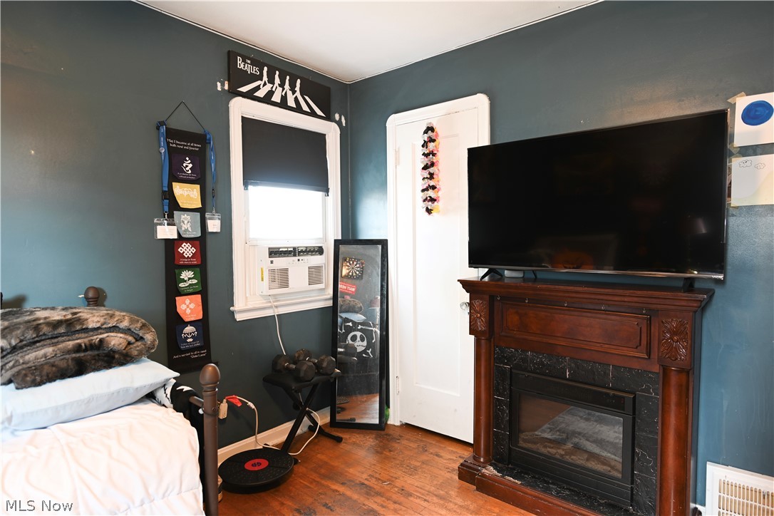 2308 Schell Avenue Cleveland OH 44109