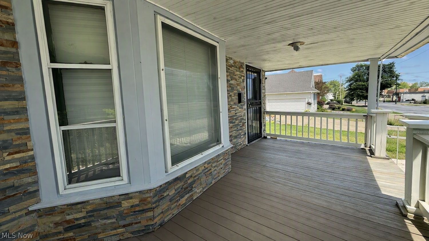 1886 E 71st Street Cleveland OH 44103
