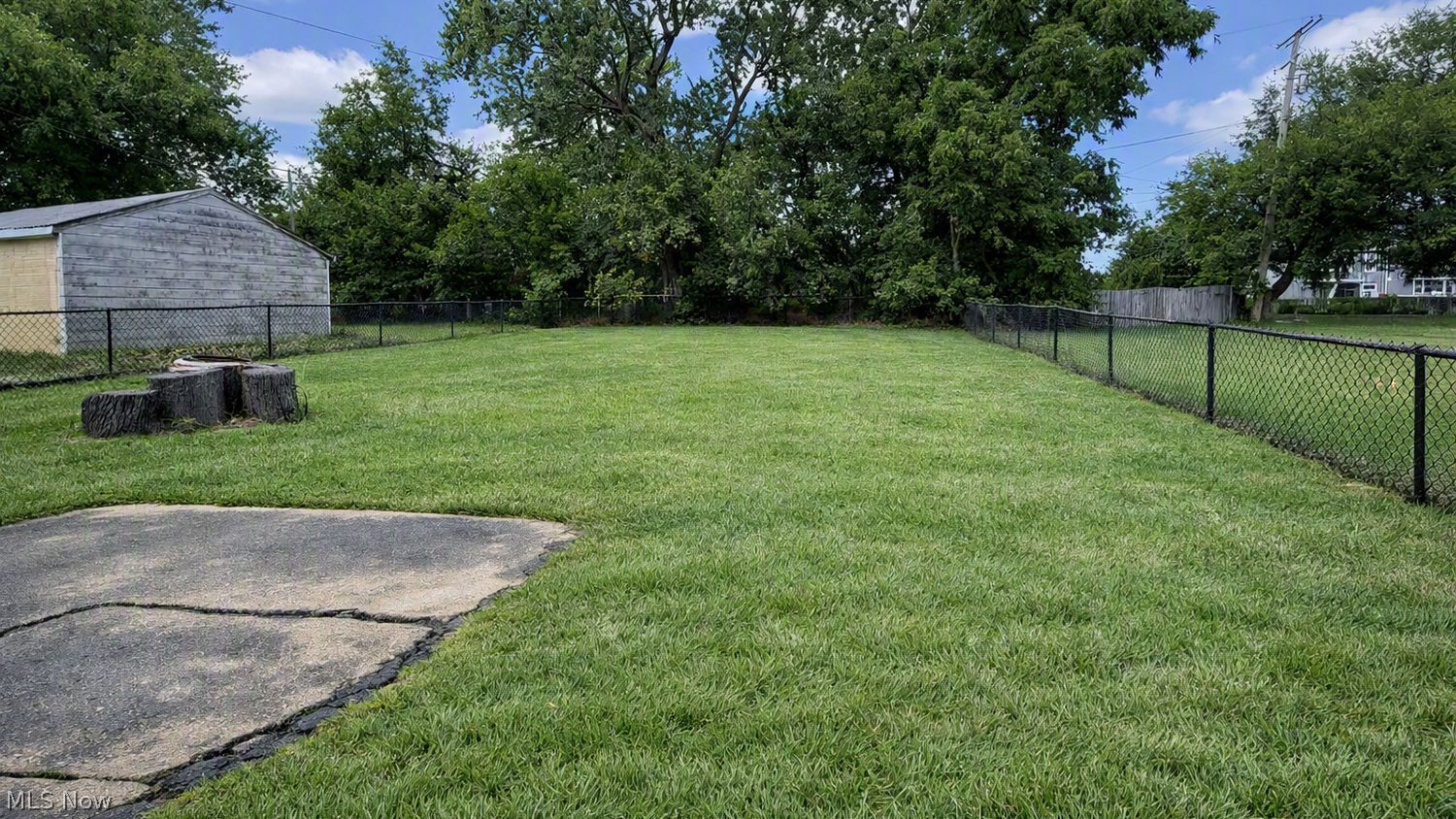 1886 E 71st Street Cleveland OH 44103