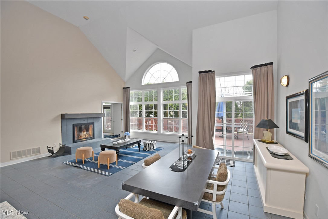 381 W Glengary Circle Highland Heights OH 44143