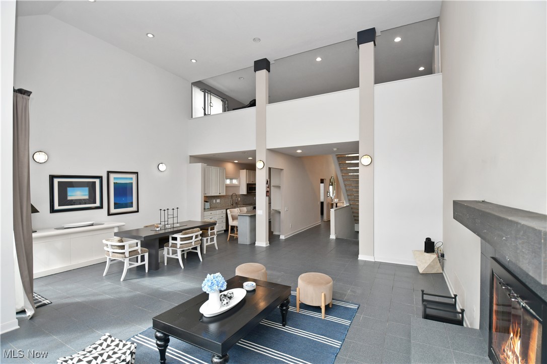 381 W Glengary Circle Highland Heights OH 44143