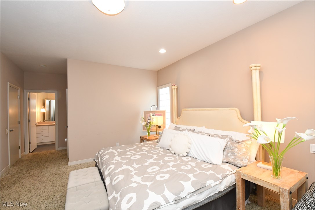 381 W Glengary Circle Highland Heights OH 44143