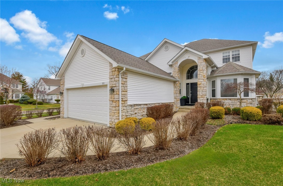381 W Glengary Circle Highland Heights OH 44143