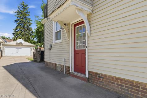 3645 W 159th Street Cleveland OH 44111