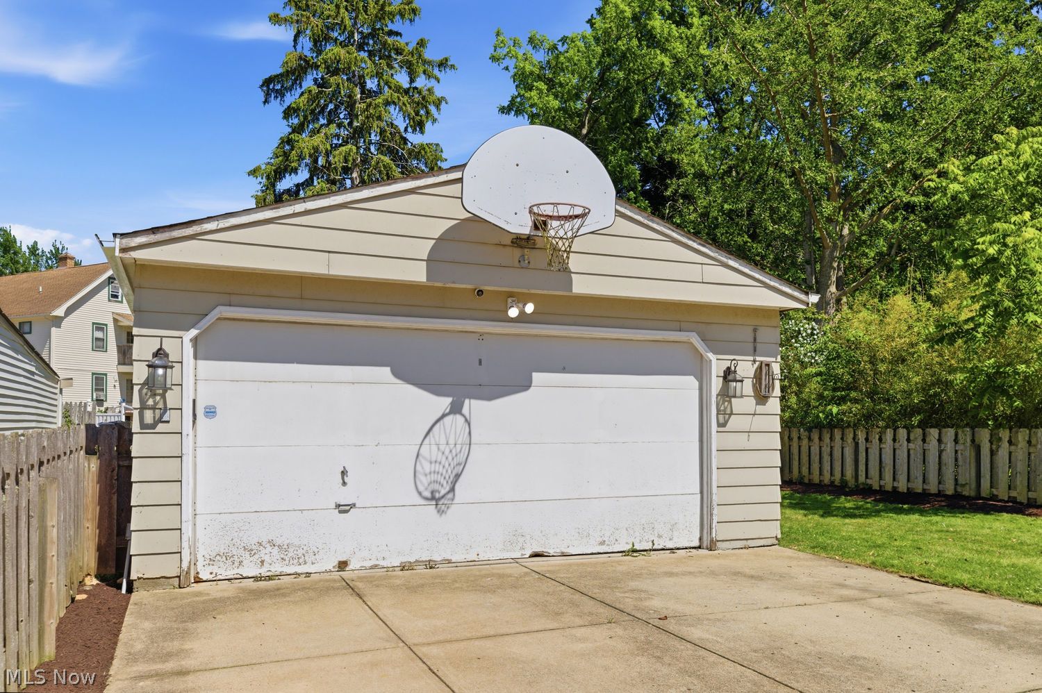 3645 W 159th Street Cleveland OH 44111