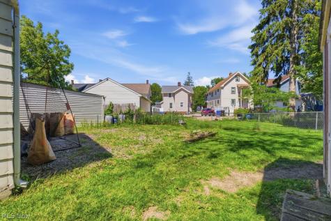3645 W 159th Street Cleveland OH 44111