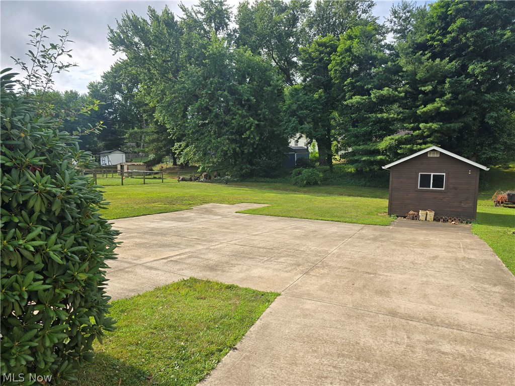 1921 Adams Street Coshocton OH 43812