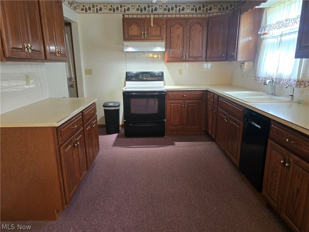 1921 Adams Street Coshocton OH 43812