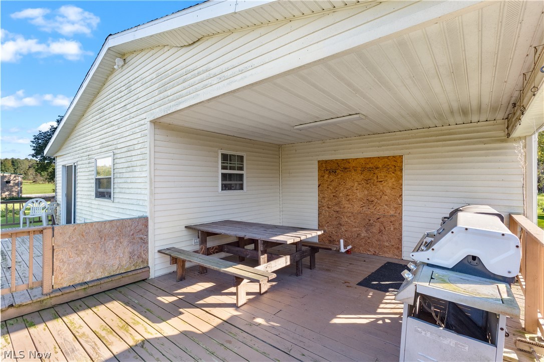 5107 Monroe Center Road Conneaut OH 44030