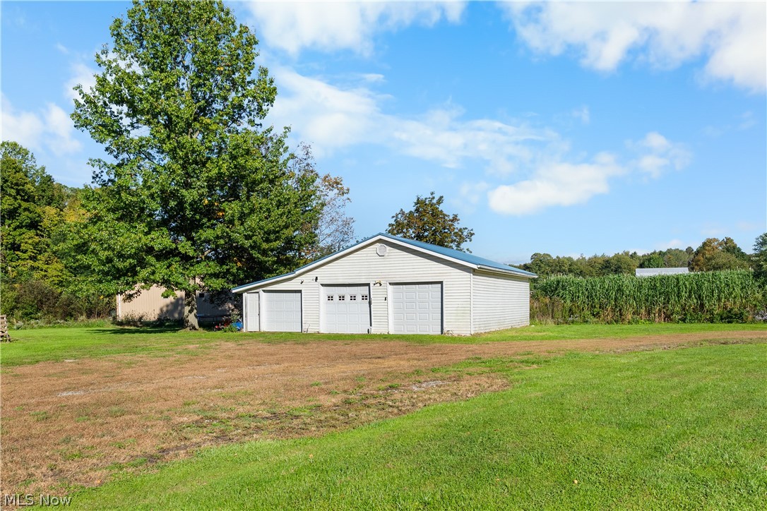 5107 Monroe Center Road Conneaut OH 44030