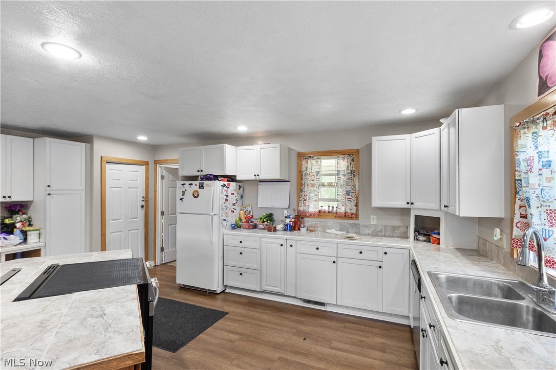 5107 Monroe Center Road Conneaut OH 44030