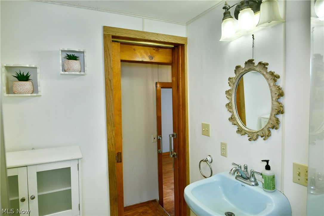 4139 State Route 88 Cortland OH 44410