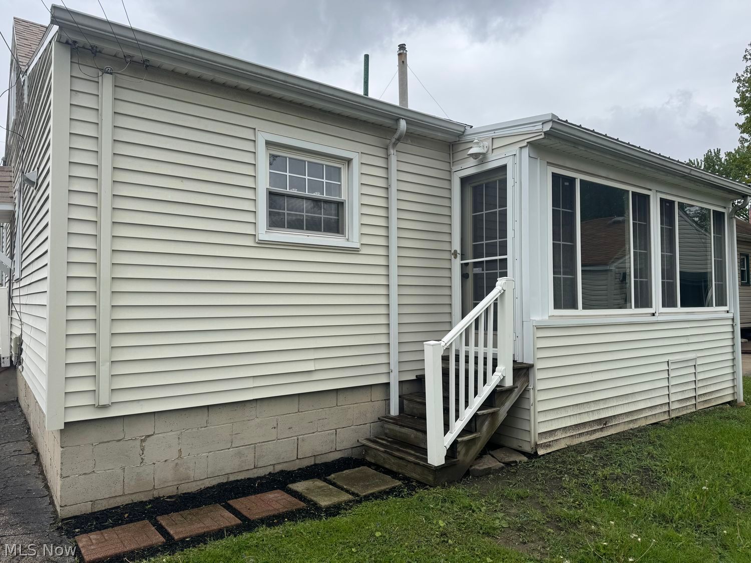 773 Belvedere Avenue SE Warren OH 44484