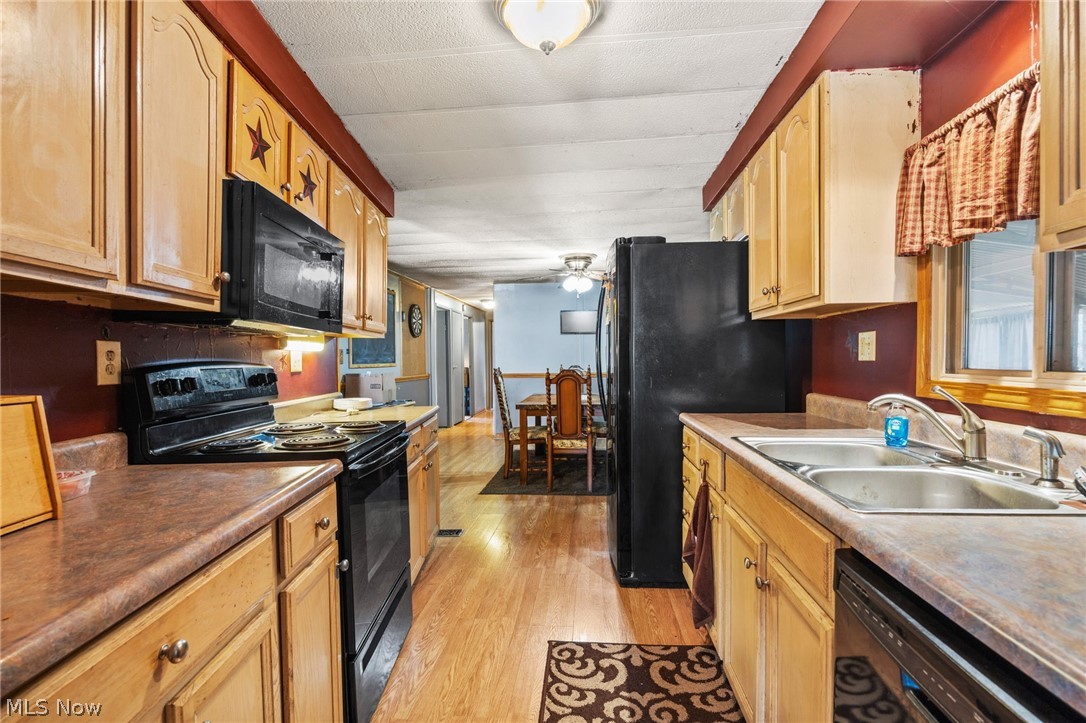 14 Lakeview Court Lagrange OH 44050
